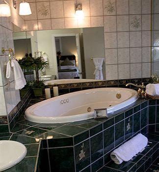 Beachside Villa Luxury Suites And Vacation Rentals Juneau Exterior foto